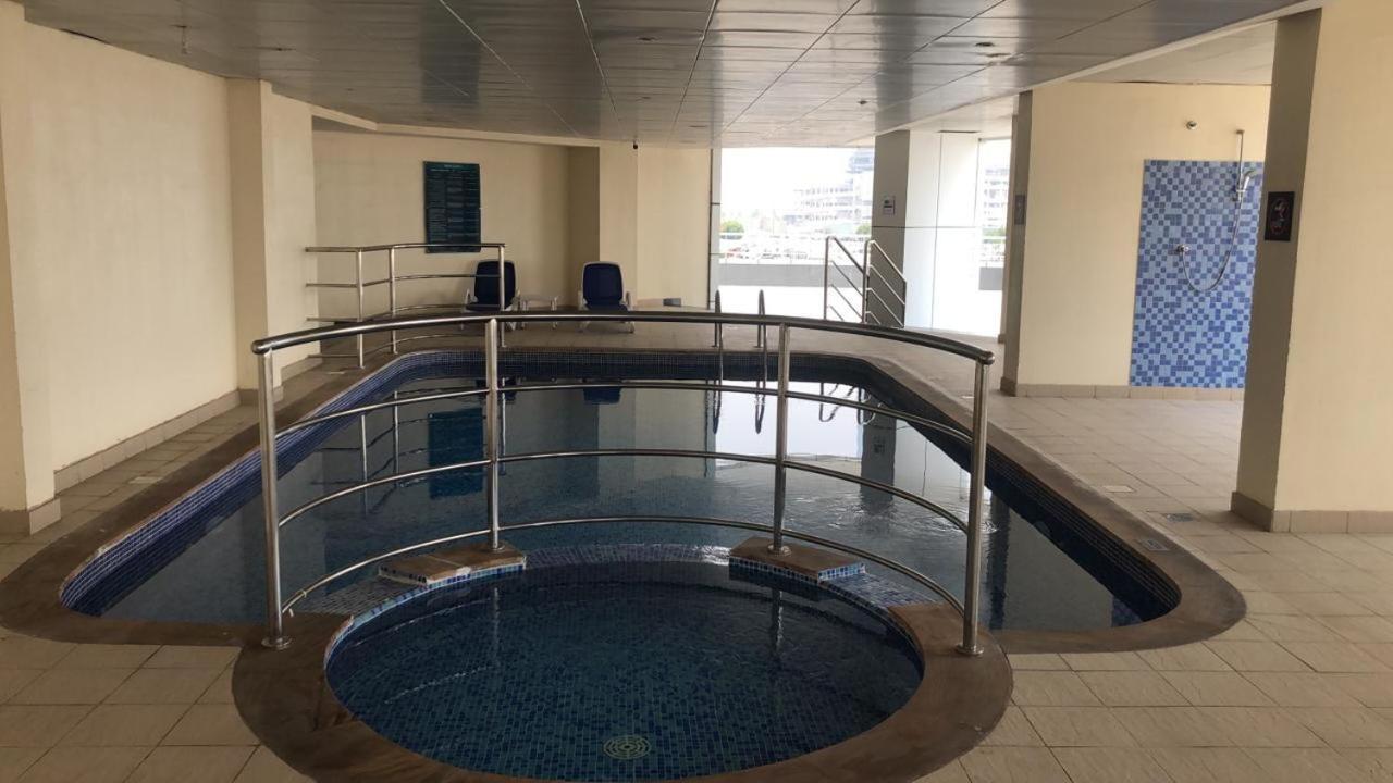 Apartamento Cozy 2Bhk Near To Dmcc Metro Station -505 Dubái Exterior foto